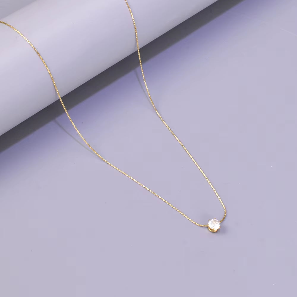 Luxe Six-Claw Diamond Pendant Necklace – 18K Gold Plated Bamboo Chain